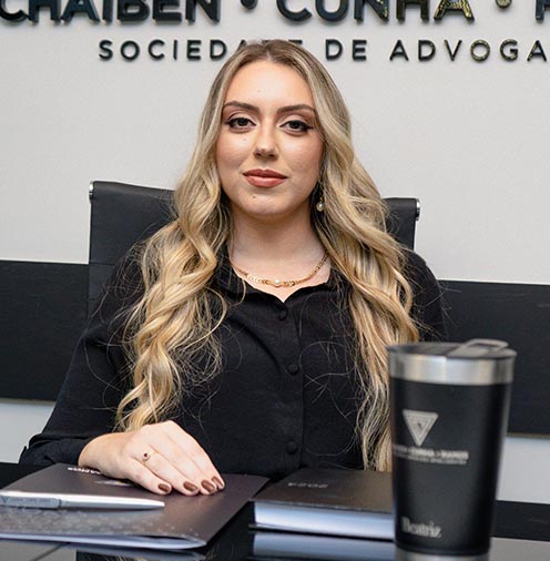 Beatriz Negreiros - Advogada Associada